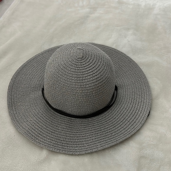 Goldcoast Accessories - GoldCoast Sunwear hat